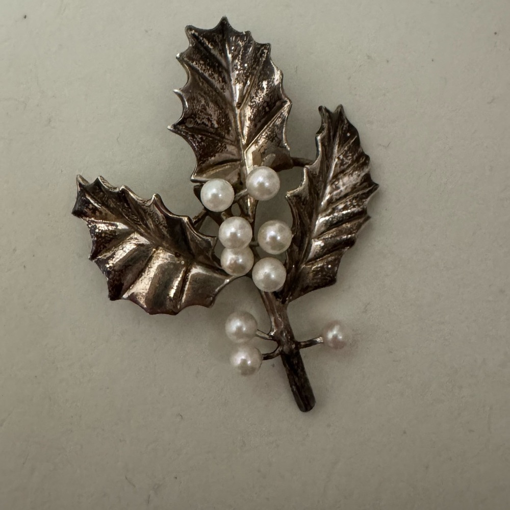 Tiffany’s 925 Silver Holly Leaf Brooch